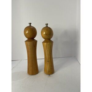 Chef Specialties Pepper Mill and Salt Shaker Set